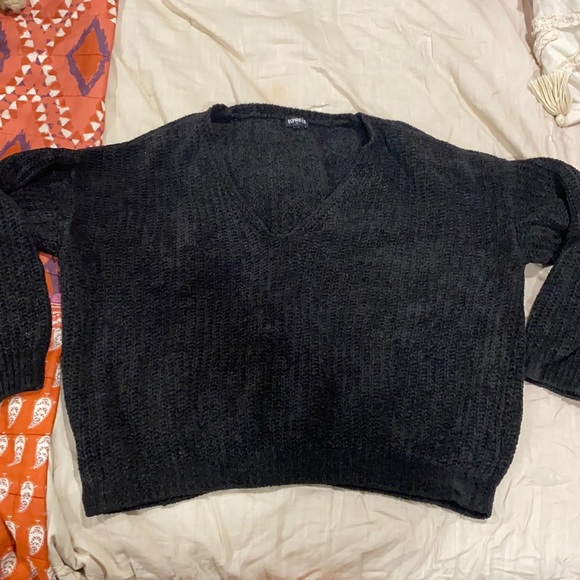 sweater - Picture 1 of 1